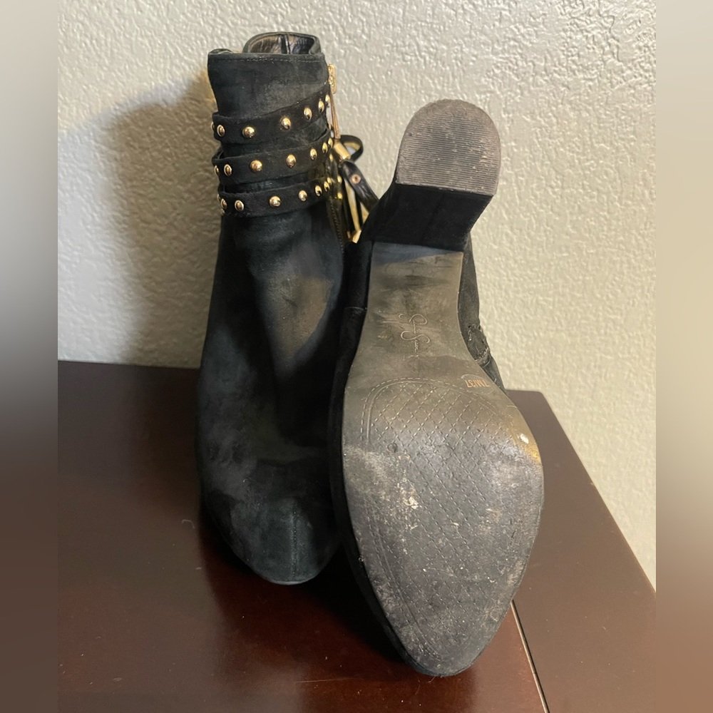 Jessica Simpson Booties - Picture 6 of 6